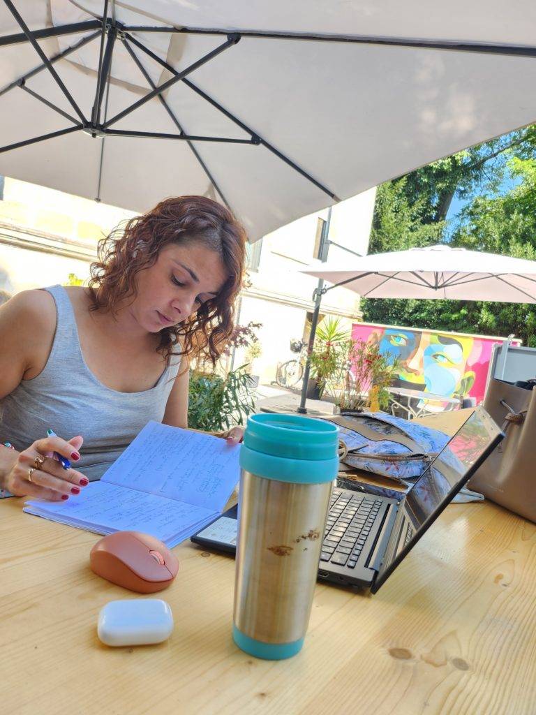 La terrasse au calme idéale pour travailler en extérieur